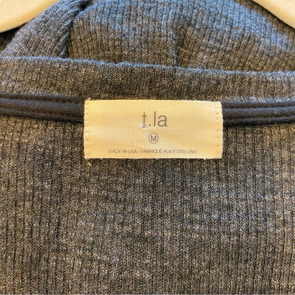 Anthropologie waffle knit top size M - Picture 4 of 5